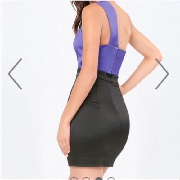 ⭐️NWOT⭐️ Bebe Karen Single Shoulder Dress - Picture 5 of 9